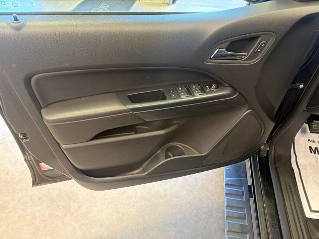 Used 2022 GMC Canyon AT4 AWD/4WD image 13