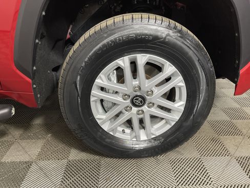 Used 2025 Toyota Tundra SR5 image 9