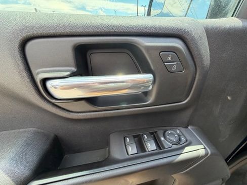 Used 2019 Chevrolet Silverado 1500 Custom Trail Boss w/ Custom Convenience Package AWD/4WD image 24