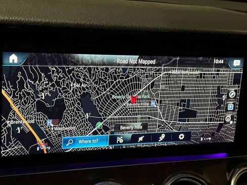 Used 2022 Mercedes-Benz E 350 Sedan image 17