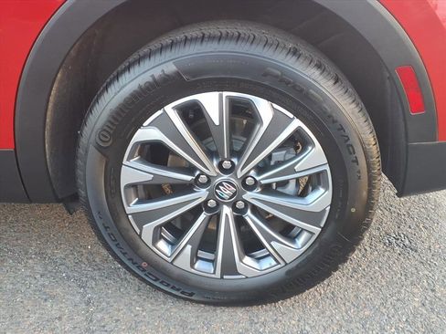 Certified 2025 Buick Envision Preferred image 18