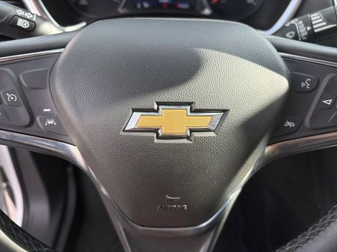 Used 2024 Chevrolet Equinox LT w/ LPO, Floor Liner Package FWD image 7