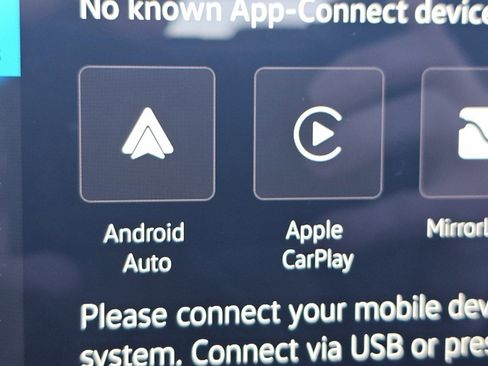 Used 2021 Volkswagen ID.4 Pro image 19