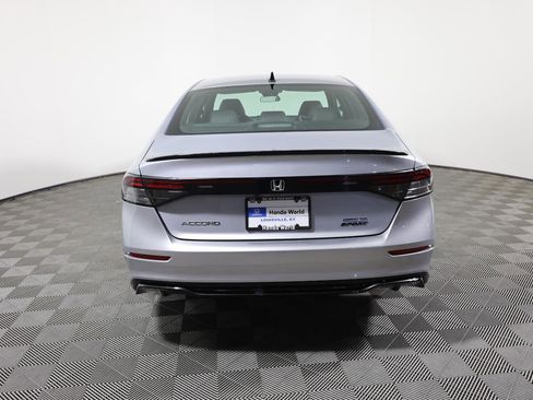 Used 2025 Honda Accord Sport image 6