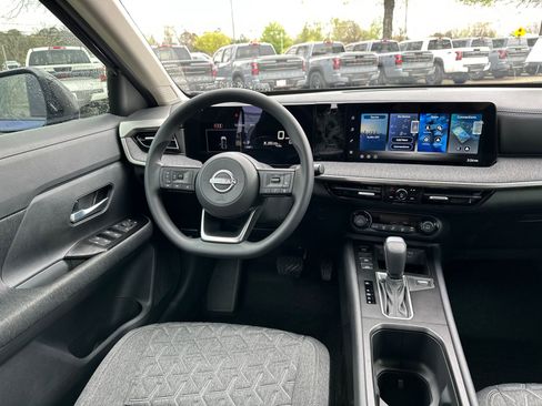 New 2026 Nissan Kicks SV image 20