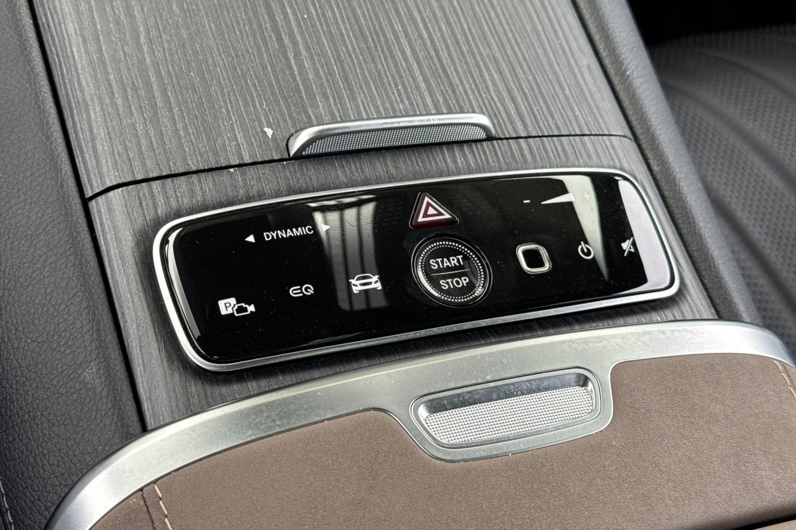 Certified 2023 Mercedes-Benz EQS 580 4MATIC Sedan image 17