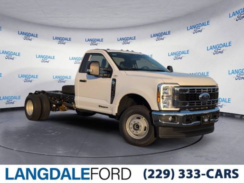 New 2026 Ford F350 XL w/ XL Chrome Package AWD/4WD image 1
