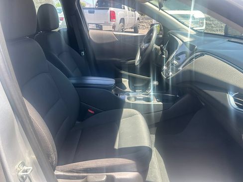 Used 2020 Chevrolet Malibu LT FWD image 33