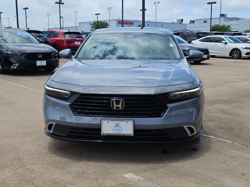 Certified 2023 Honda Accord Touring image 2