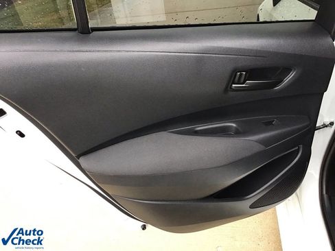 Used 2024 Toyota Corolla LE image 11