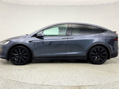 Used 2022 Tesla Model X image 8