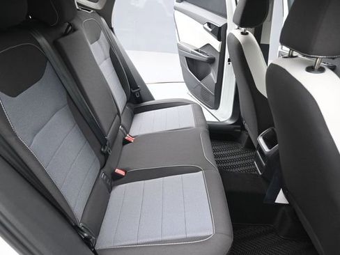 New 2026 Volkswagen Taos S image 12