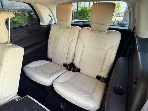 Used 2017 Mercedes-Benz GLS 450 4MATIC w/ Premium Package image 17