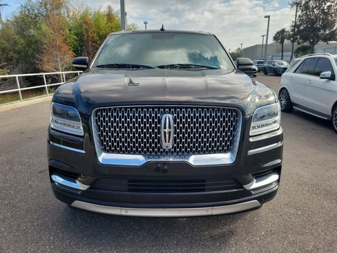 Used 2019 Lincoln Navigator Select image 9