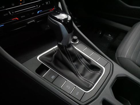 Certified 2026 Volkswagen Jetta S FWD image 24