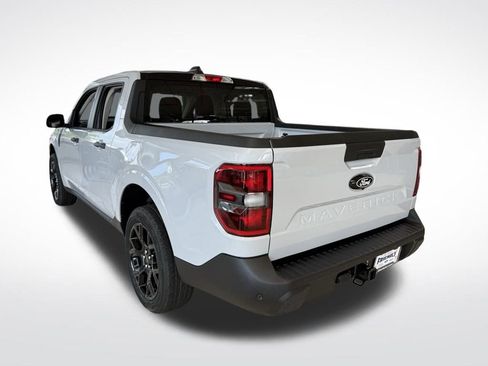 New 2025 Ford Maverick XLT w/ XLT Luxury Package AWD/4WD image 2