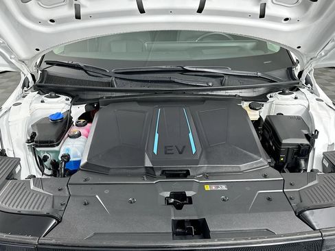 Used 2024 Hyundai Ioniq 5 Limited image 42