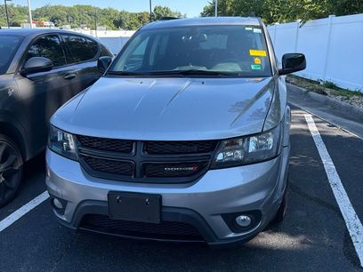 Used 2019 Dodge Journey SE w/ Premium Group