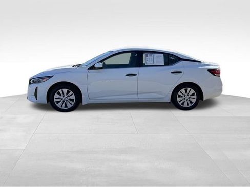 Certified 2025 Nissan Sentra S image 4