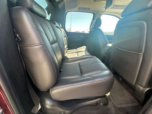 Used 2008 Chevrolet Avalanche LT image 18