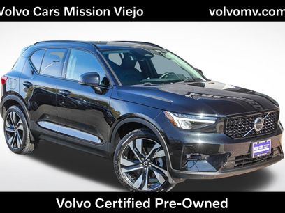Used 2025 Volvo XC40 B5 Plus