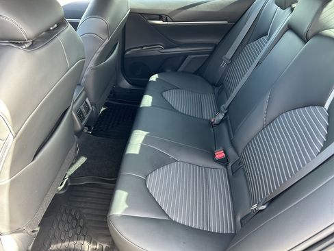 Used 2024 Toyota Camry SE w/ Audio Upgrade Package image 17