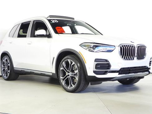 Used 2023 BMW X5 sDrive40i w/ Premium Package image 4