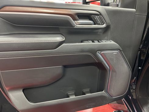 Used 2024 GMC Sierra 3500 Denali image 18