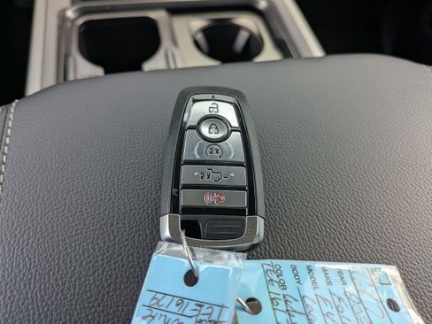 Used 2026 Ford F450 Lariat AWD/4WD image 34