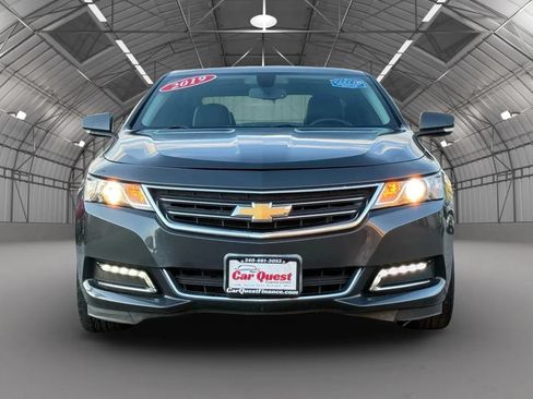 Used 2019 Chevrolet Impala LT w/ Sunroof and Spoiler Package FWD image 2