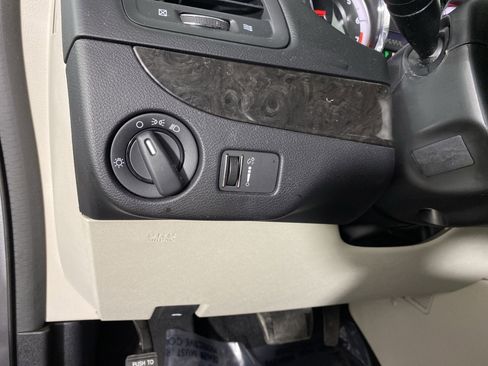 Used 2017 Dodge Grand Caravan SE w/ Power Window Group FWD image 23