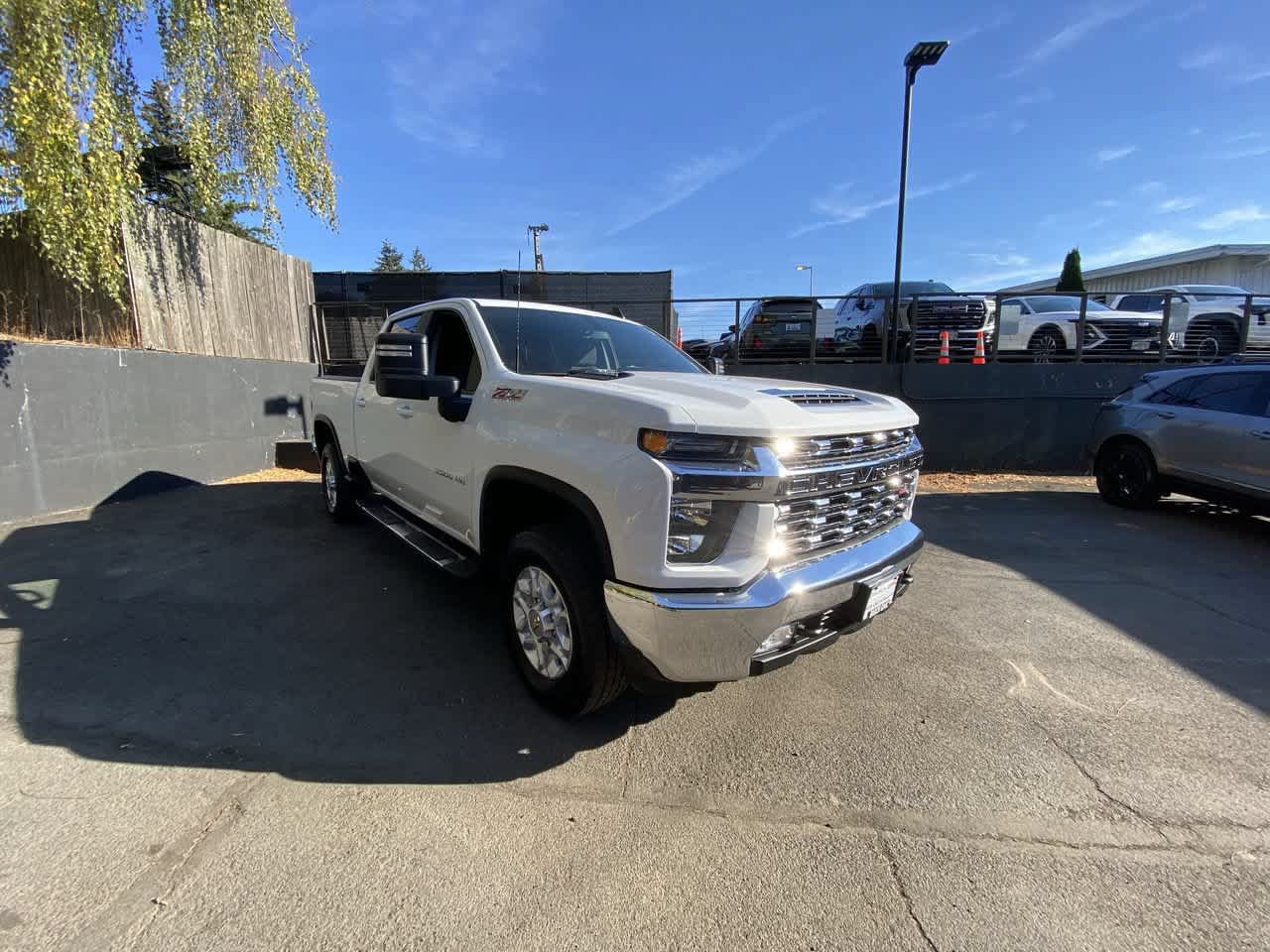 Used 2021 Chevrolet Silverado 3500 LT w/ Convenience Package AWD/4WD image 8