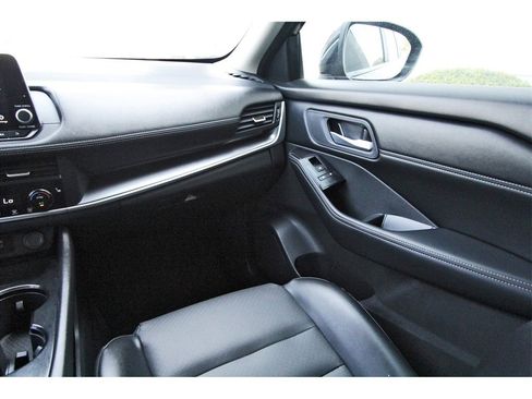 Used 2026 Nissan Rogue SV w/ SV Premium Package image 10