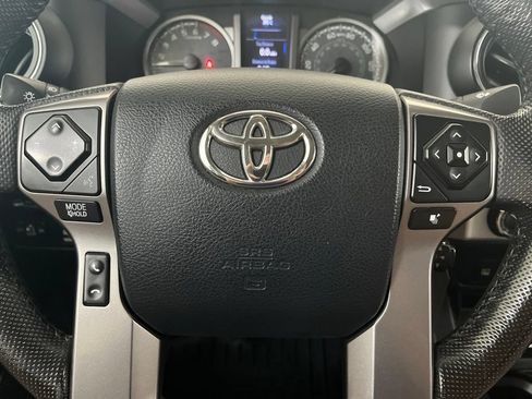 Used 2016 Toyota Tacoma SR5 AWD/4WD image 64