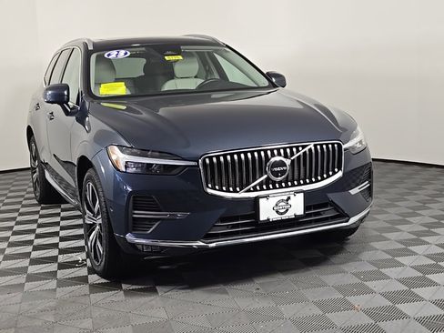 Certified 2023 Volvo XC60 B5 Plus w/ Protection Package Premier image 3