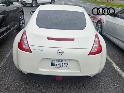 Used 2020 Nissan 370Z Coupe RWD image 8