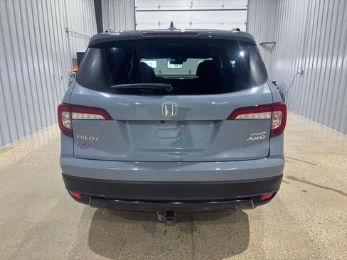 Used 2022 Honda Pilot Sport image 4