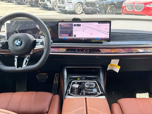 New 2025 BMW 760i xDrive AWD/4WD image 16