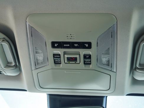 Certified 2021 Toyota RAV4 XLE w/ Convenience Package FWD image 31