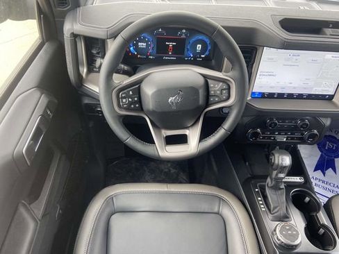 New 2026 Ford Bronco Outer Banks AWD/4WD image 9