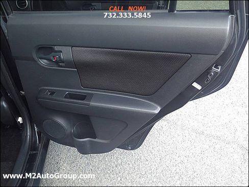 Used 2009 Scion xB FWD image 37