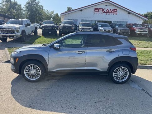 Used 2021 Hyundai Kona SEL AWD/4WD image 2