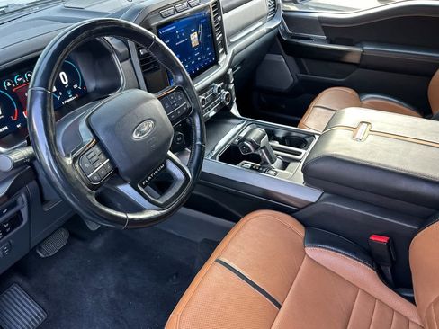 Used 2023 Ford F150 Platinum image 12