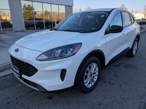 Used 2022 Ford Escape SE w/ Convenience Package image 4