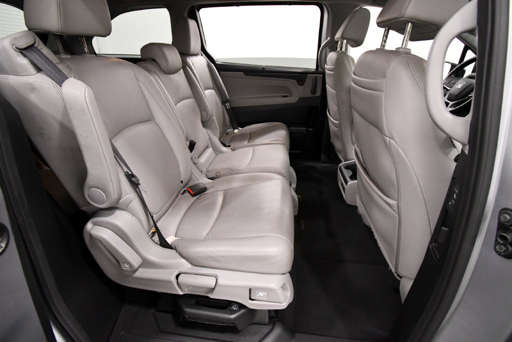 Certified 2018 Honda Odyssey EX-L image 17