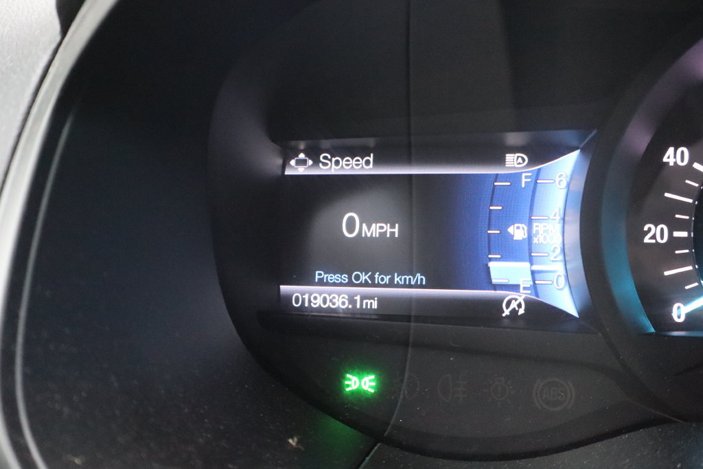 Used 2023 Ford Edge Titanium AWD/4WD image 3