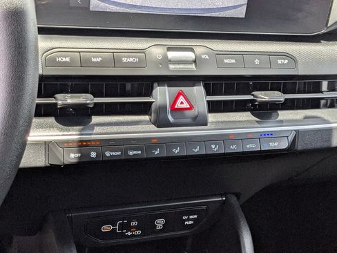 Used 2025 Kia K4 FWD image 20