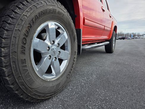 Used 2012 Chevrolet Colorado LT image 18