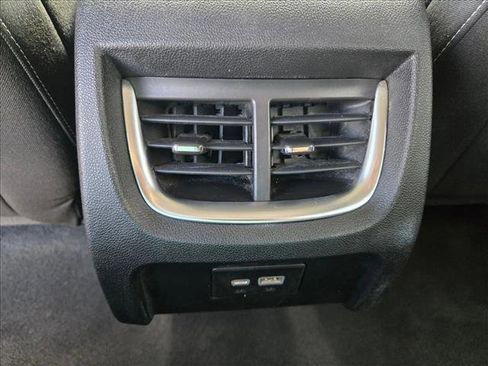 Used 2023 Chevrolet Blazer LT image 16