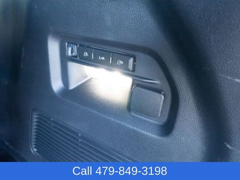 Used 2025 Ford Explorer ST-Line w/ Premium Package image 35